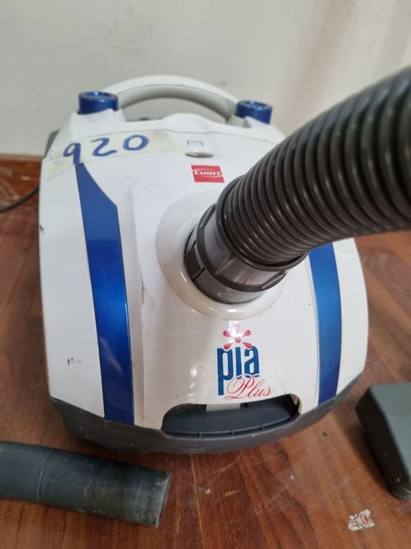 Aspiradora Cuori 1600W Funcionando - Electrodomésticos - imagen 2
