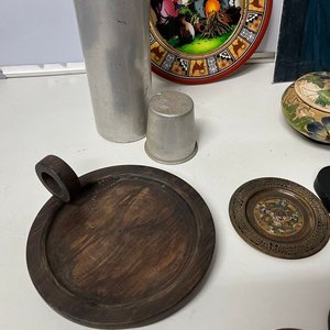 Lote Variado: Termo Acero, Posa Vasos, Plato Decorativo Perú, Caracoles y Adornos - imagen 7