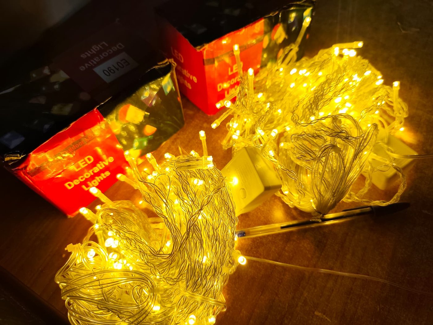 Tira de Luces LED Calidas X100 para Conectar en Línea - imagen 5