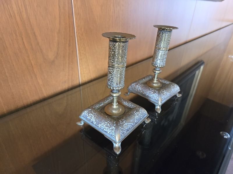 Candelabros de bronce labrado en plata - imagen 2