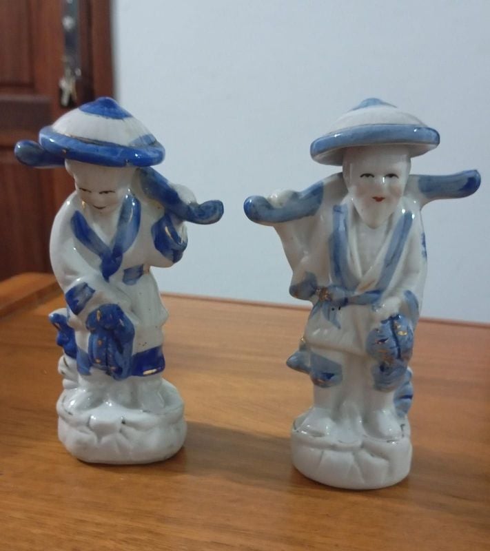 Gran Remate. El Primero del Año!!!! Antiguedades. Decoracion. Articulos para el Hogar!!!!