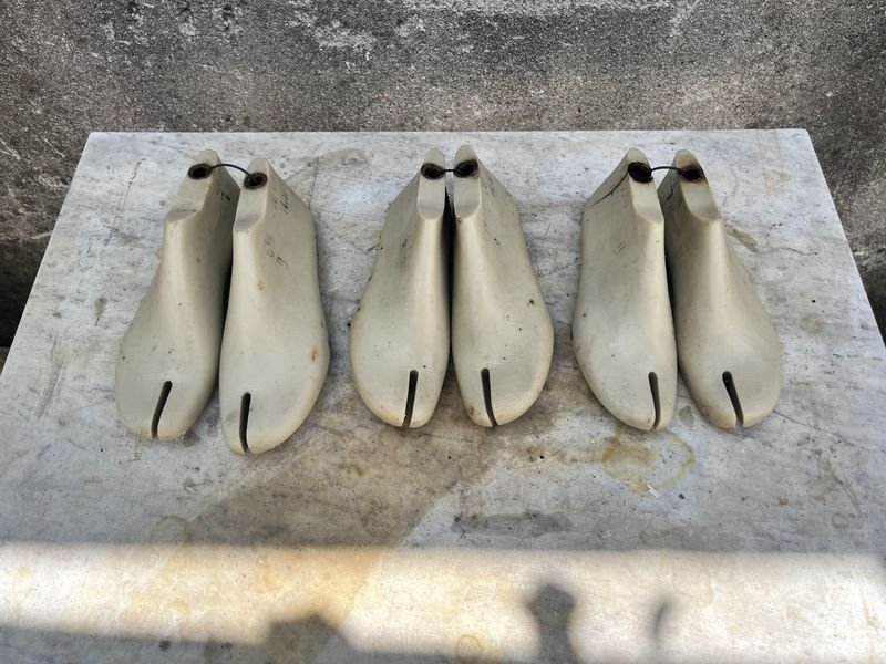 Zapatos de cuero blanco