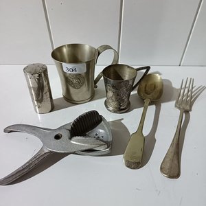 Lote anterior: Lote de Utensilios Metálicos Antiguos: Pinza, Tazas, Cuchara y Tenedor