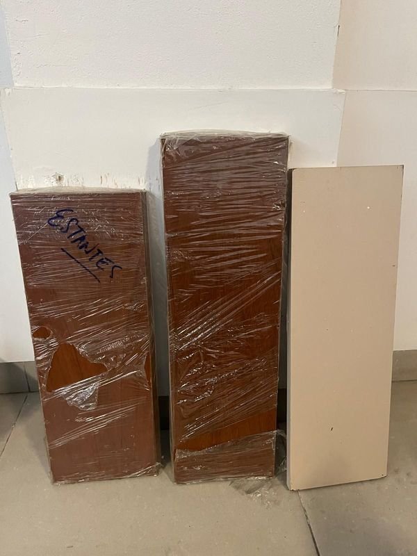 Estantes de Madera (4 Unidades)