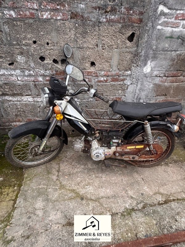 Moto Winner a la vista, para repuestos o restaurar - imagen 1