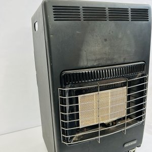 Estufa a Gas Panavox Negra con Válvula - imagen 4