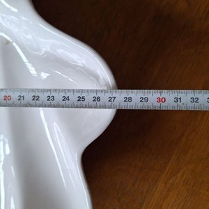 Conjunto de 10 Tazas Blancas con Interior Rojo y 2 Fuentes Concha - imagen 8
