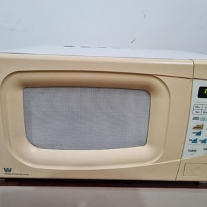 Horno Microondas White-Westinghouse Crema Digital Usado - imagen 1