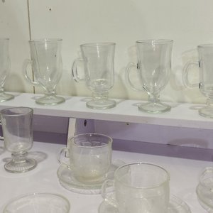 Set de 20 Piezas de Vidrio: 10 Tazas Altas para Café y 5 Tazas de Té con Platitos - imagen 4