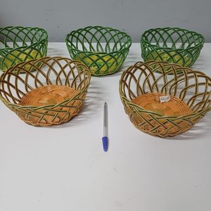Lote de 100 Paneras Plásticas Decorativas - imagen 2