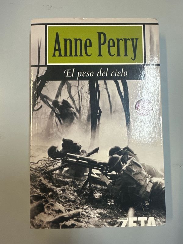 Lote siguiente: Libro: El Peso del Cielo - Análisis de la portada