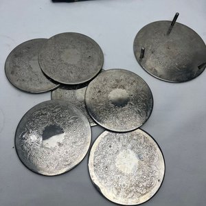 Set de 6 Posavasos de Platina Cincelada con Soporte - imagen 6