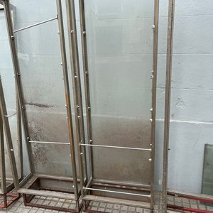 6 Estanterías Metálicas con Vidrio - imagen 4