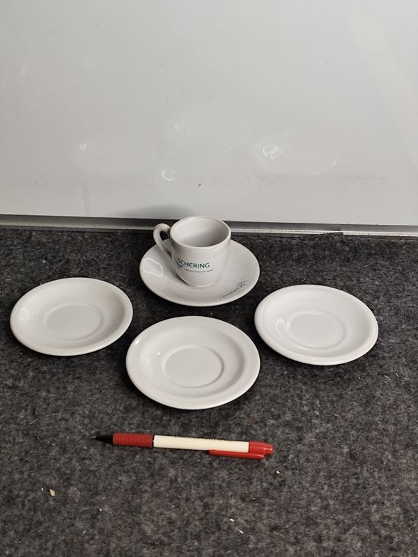 Juego de Tazas y Platos de Cerámica Blanca Schering "Olmos"