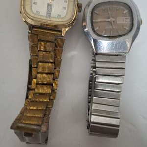 Dos Relojes Antiguos de Pulsera: Slava y Omega - imagen 1