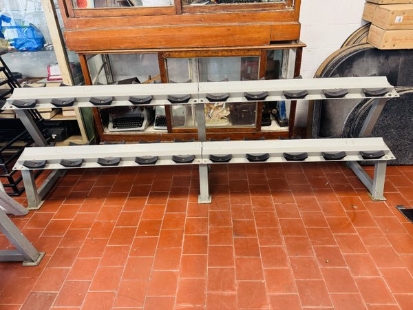 Rack de Mancuernas de Dos Niveles, Estructura Metálica Gris