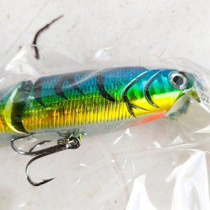Lote de 50 Señuelos de Pesca Articulados - imagen 4