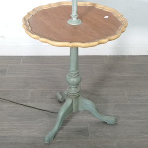 Lámpara de Sala con Mesa Auxiliar Estilo Sheraton Patinada - imagen 4