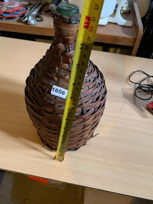 Damajuana de vidrio forrado con mimbre - imagen 2