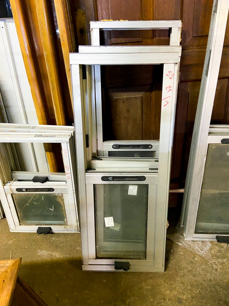 Item 499844 - Image 0