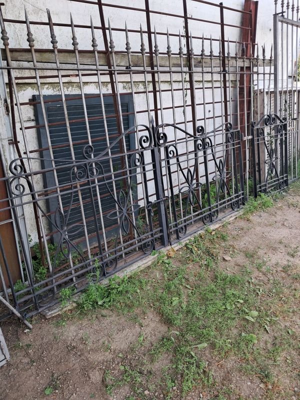 Item 883015 - Image 1