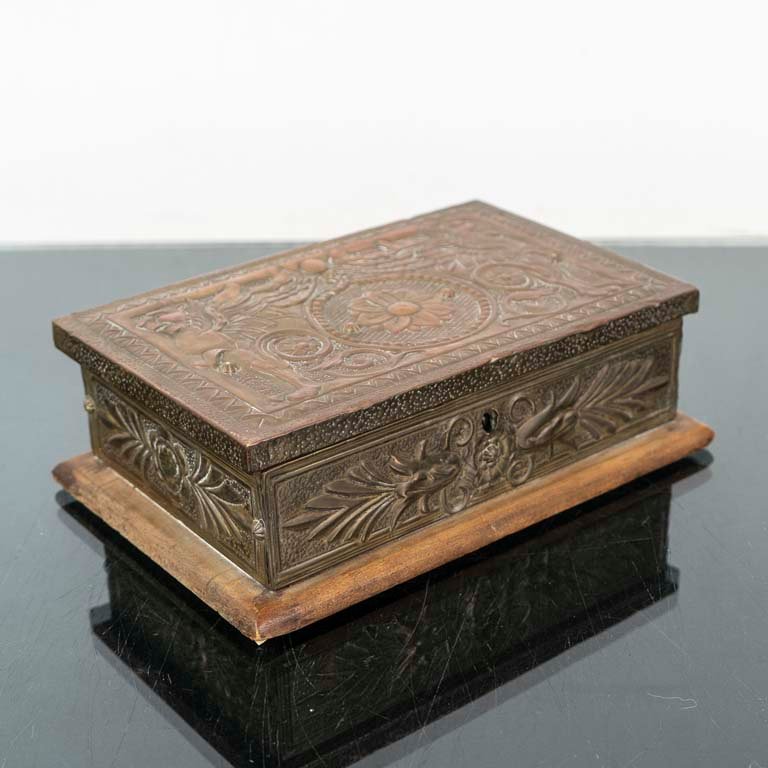 Item 2106484 - Image 0