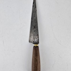 Antiguo Cuchillo con Hoja Sellada y Mango de Madera - imagen 2