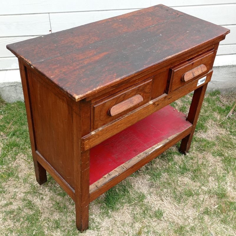 Mueble auxiliar en cedro con dos cajones y un estante - imagen 2