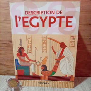 Lote anterior: Libro "Description de l'Égypte" de Taschen: Expedición de Napoleón