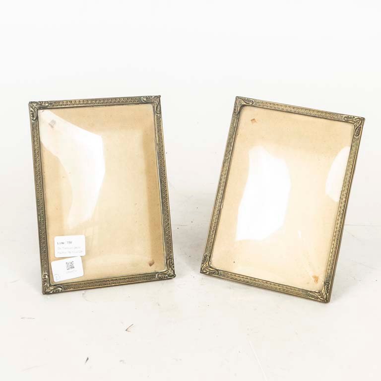 Set de 2 Portarretratos Antiguos de Bronce y Vidrio Estilo Bombé
