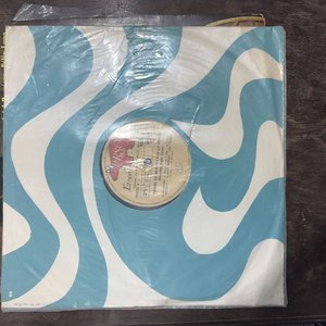 Diez Vinilos de Música Popular Argentina: Mercedes Sosa, Joan Manuel Serrat y Más - imagen 4