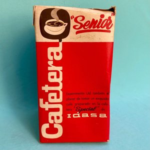 35.... cafetera sin y en su caja original..... años - imagen 6