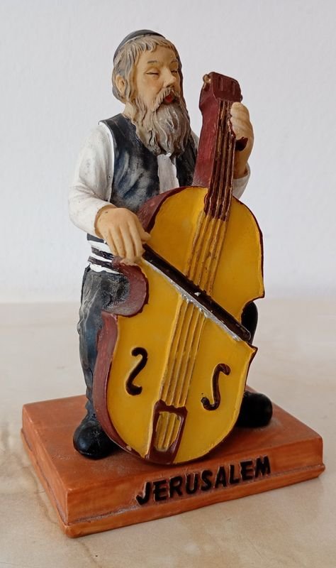 Figura de Contabajista decorativa hecha en Yeso - imagen 4