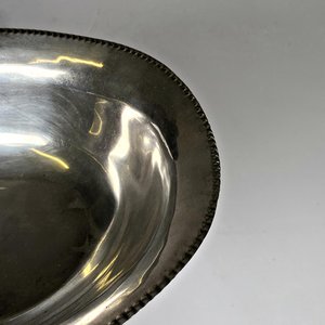 Centro de Mesa en Metal con Pie de Animales Mitológicos - imagen 4