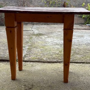 Mesa Auxiliar Rectangular con Tapa de Mármol Sintético y Patas de Madera - imagen 5