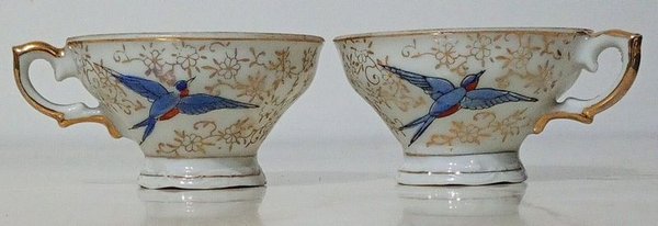 Tazas de té antiguas de porcelana KTS con aves y detalles dorados - imagen 1