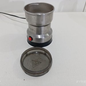 Set de Cafeteras Italianas y Molinillo Eléctrico de Café - imagen 3