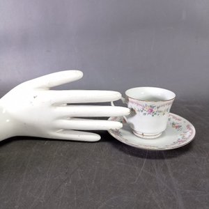 Juego de 6 Tacitas y 4 Platitos de Porcelana China con Flores - imagen 5