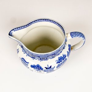 Lechera de Loza Inglesa Staffordshire Azul y Blanca - imagen 3
