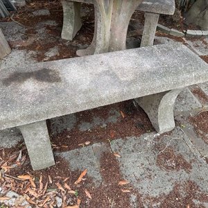 Juego de Jardín de Concreto: Mesa Redonda y Dos Bancos - imagen 5