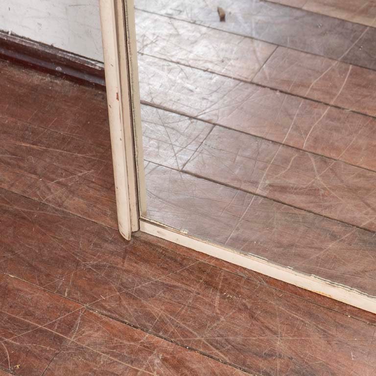 Item 2097501 - Image 1