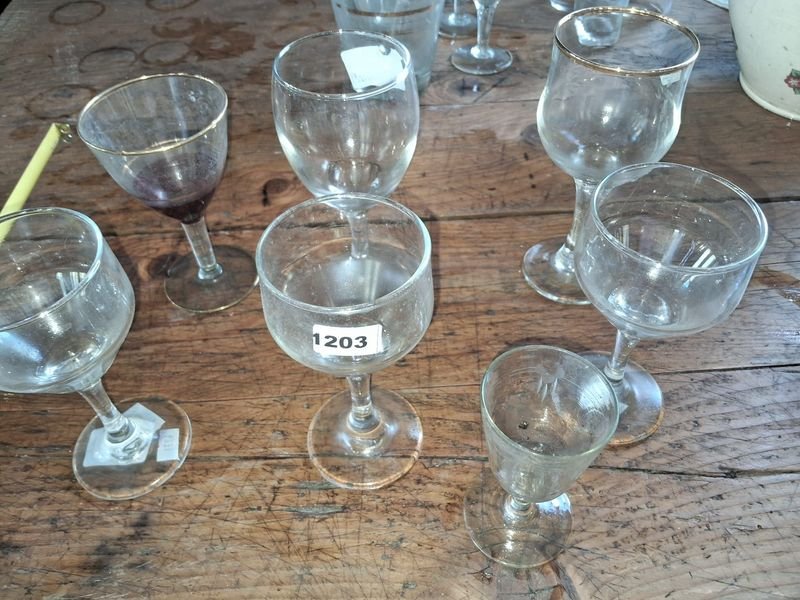 Lote de copas de vidrio para vino - imagen 4