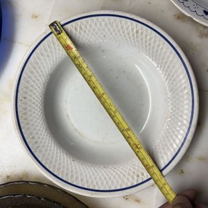 Lote de Platos Surtidos de Cerámica y Vidrio - imagen 10