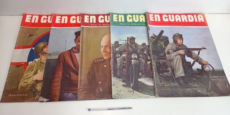 Lote de 5 Revistas "En Guardia" - Para la Defensa de las Américas