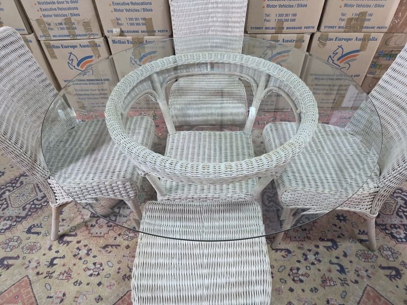 Juego de Comedor de Ratán con Mesa de Vidrio para 4 Personas