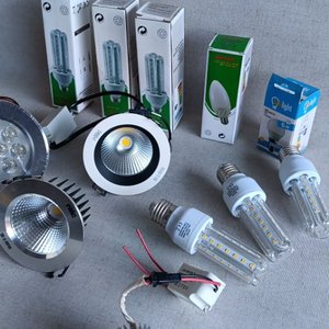 Lote de Varias Lámparas LED y Focos - imagen 2