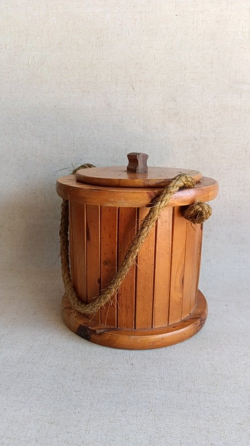 Conservadora de Madera con Tapa y Cuerda - imagen 1