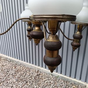 Araña de Bronce y Madera con 4 Tulipanes - imagen 3