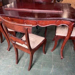 Juego de Comedor Victoriano con Mesa Extensible y Sillas - imagen 5