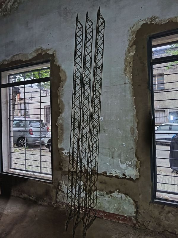 Lote de 3 Serchas Triangulares Metálicas de 3.5 Metros - imagen 1